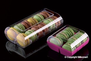 Macaron boxes in two sizes.